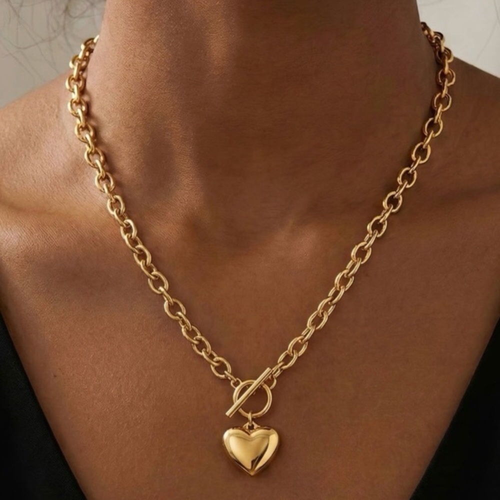 24k Gold Plated Heart Toggle Pendant Necklace new